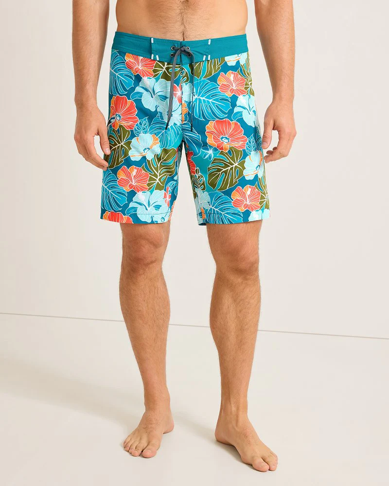 Molokai Wave Chaser 9-Inch Boardshorts