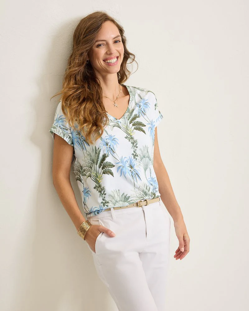 Kauai Palisade Palms V-Neck T-Shirt - Image 4